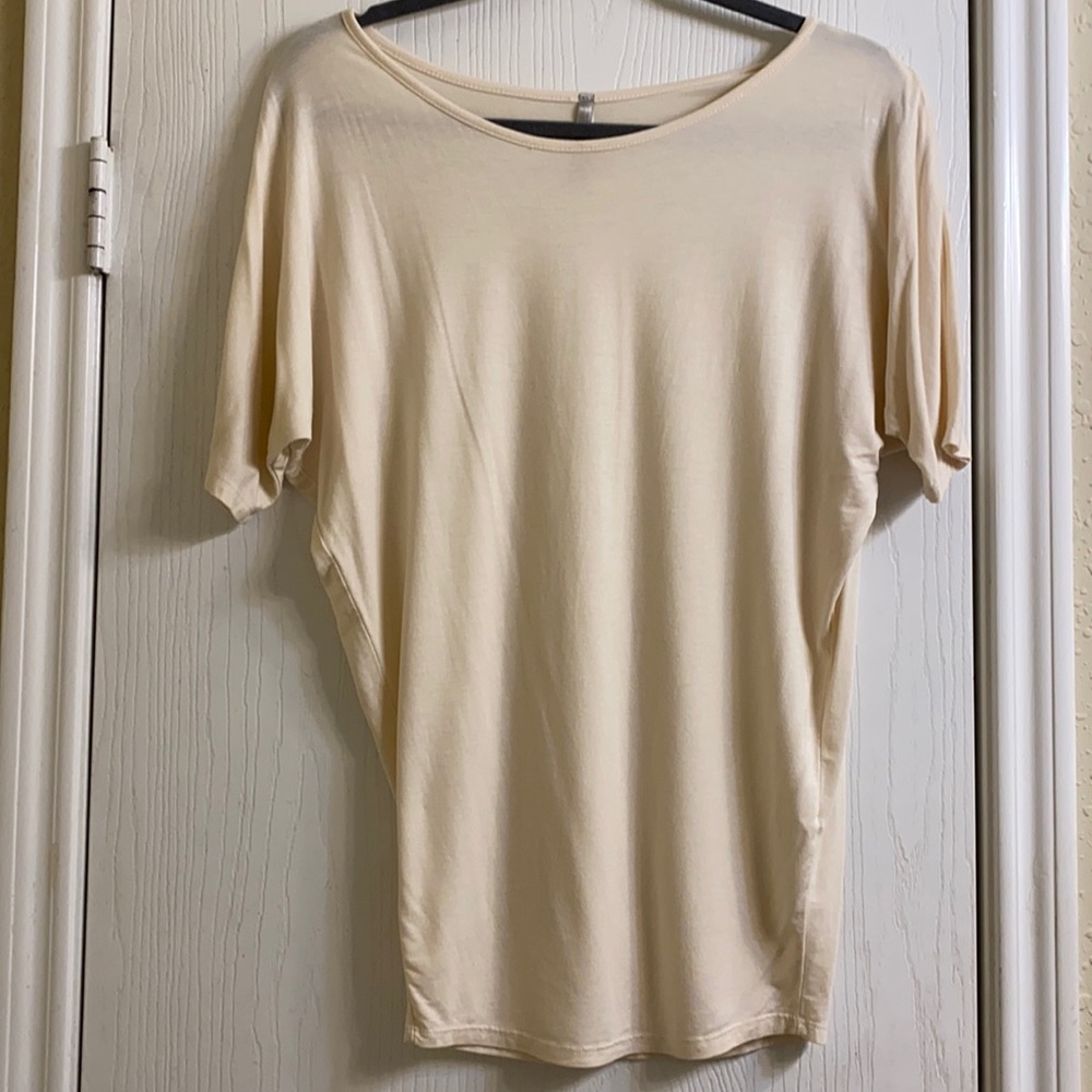Off white top